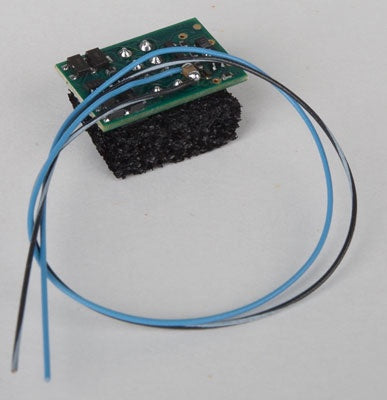 TCS - Train Control Systems DP2X-KA 2-Function Direct Plug DCC Decoder w/TCS Keep Alive Wires - Control On -- 8-Pin w/Extra blue, black/white Wires .37 x .59 x .11" or 9.3 x 14.9 x 2.8 - TCS1432