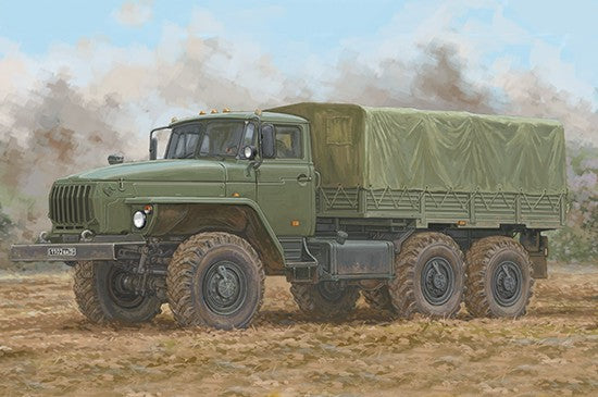 Trumpeter 1/35 RUSSIAN URAL4320 TRUCK W/STAKE BODY - TSM1072