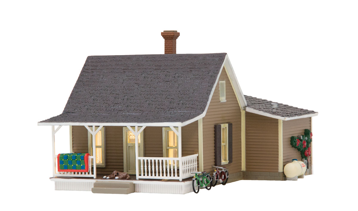 Woodland Scenics N Scale: Granny's House - Built & Ready(R) Landmark Structures(R) -- Assembled - 2-1/32 x 2-29/32" 5.2 x 7.4cm - WOOBR4926