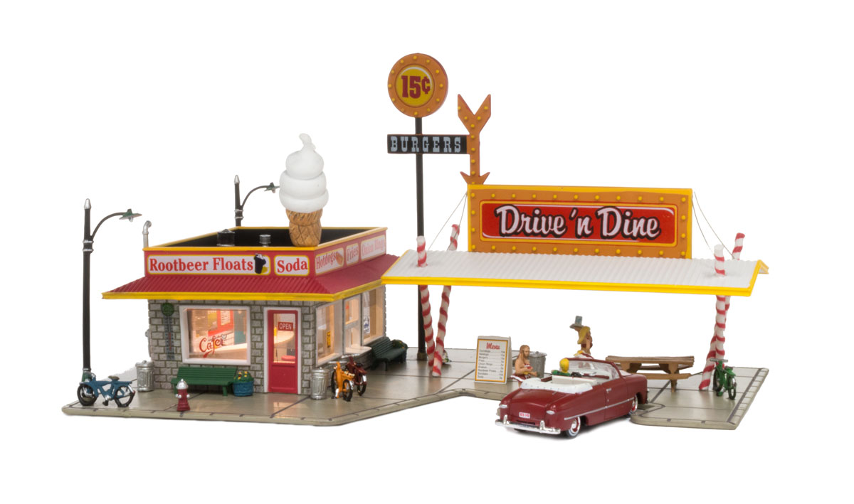 Woodland Scenics N Scale: Drive 'N' Dine Drive-In Restaurant - Built-&-Ready Landmark Structures(R) -- Assembled - 4-1/4 x 2-29/32" 10.7 x 7.4cm - WOOBR4929