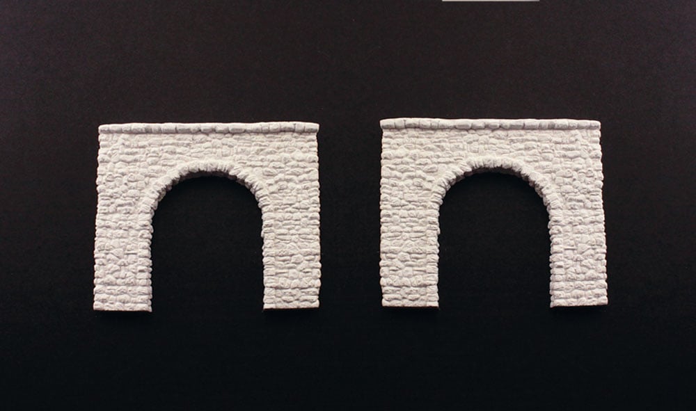 Woodland Scenics N Single Tunnel Portal, Random Stone (2) - WOOC1155