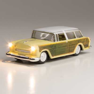 Woodland Scenics HO Just Plug Station Wagon - WOOJP5599