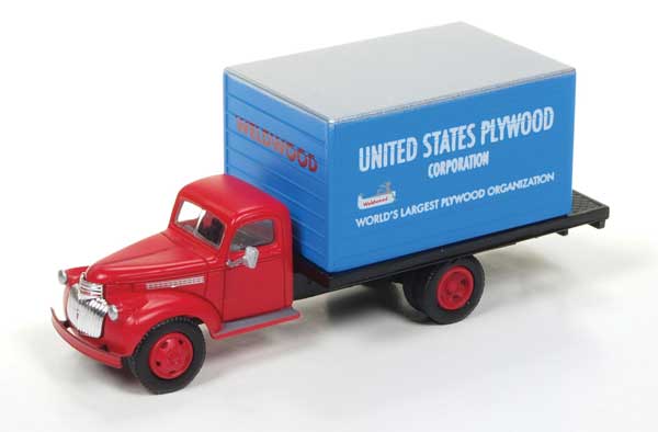 Classic Metal Works HO 1941-46 Chevy Box Truck, US Plywood - MWI30482