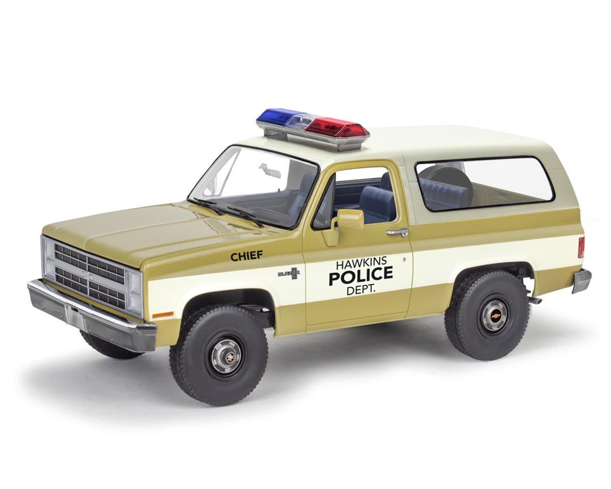 Revell 1/25 Stranger Things? Jim Hopper's 1985 Chevrolet? K5 Blazer