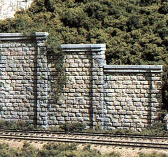 Woodland Scenics HO Retaining Wall, Cut Stone (3) - WOOC1259