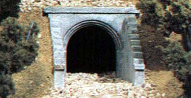 Woodland Scenics Culverts (Hydrocal Plaster Castings) pkg(2) -- Masonry Arch - WOOC1263
