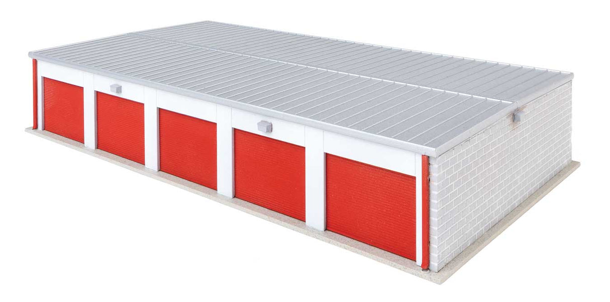 Walthers Cornerstone HO Self Storage Unit -- Kit