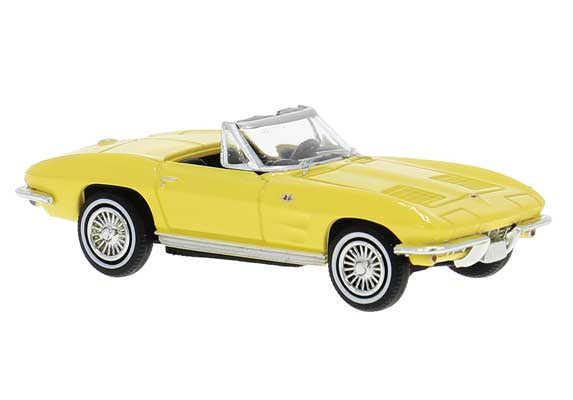 Brekina HO Chevrolet Corvette C2 Convertible - Assembled -- Top Down (light yellow)