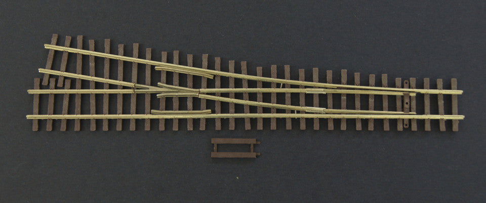 Micro Engineering 15-106 HOn3 Narrow Gauge HOn3 Code 70 #6 Turnout -- Right Hand