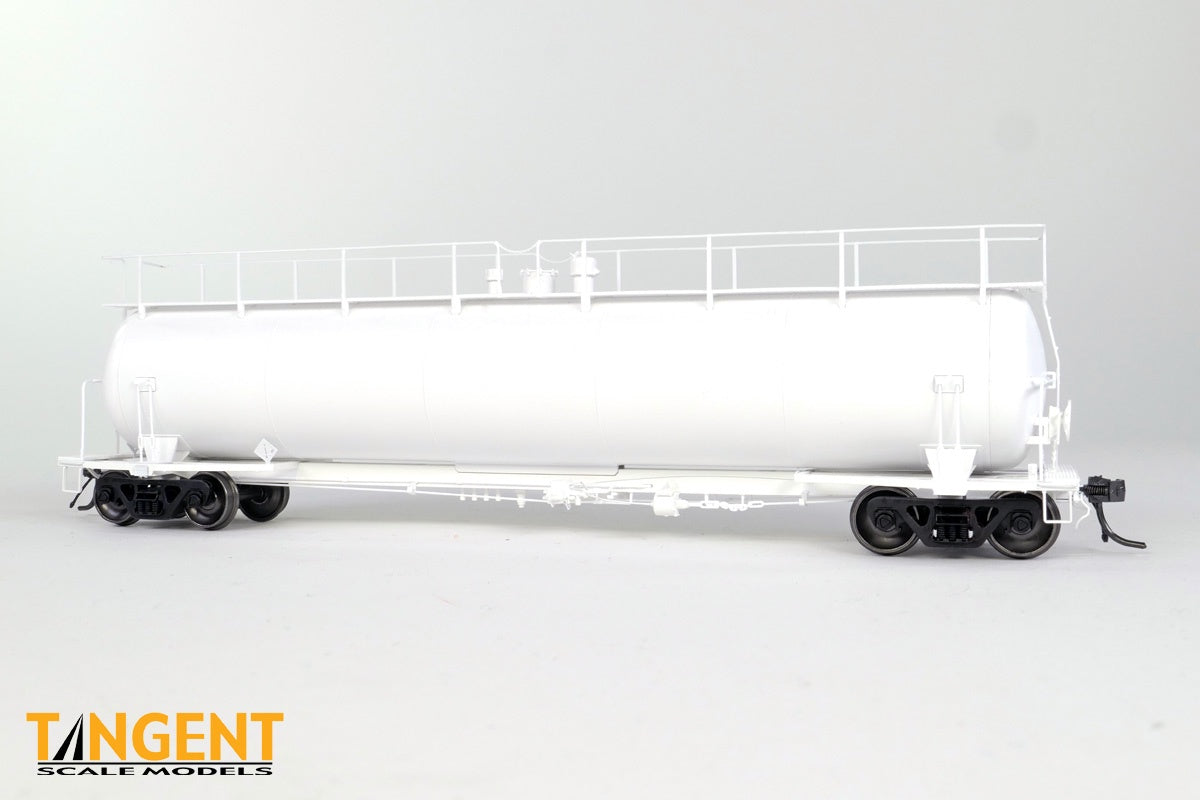 Tangent HO Undecorated RTR NACC 1963-Design 20,500gal Non-Insulated Tank - #White