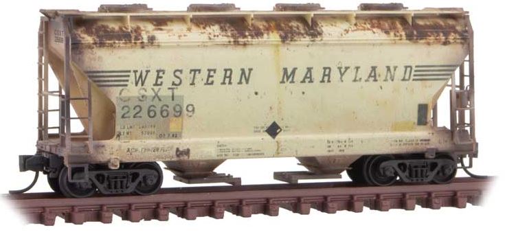 Micro-Trains ACF 39' 2-Bay Center-Flow Covered Hopper - Round Hatches - Ready to Run -- Western Maryland CSX 116699 (Weathered, gray, black, CSX Family 2) - 489-9244490