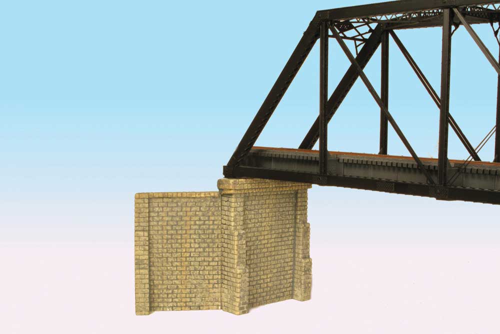 Monroe Models 2 Cut-Stone Bridge Abutments with 4 Wing Walls -- Fits Central Valley Single-Track Truss Bridge (Sold Separately)