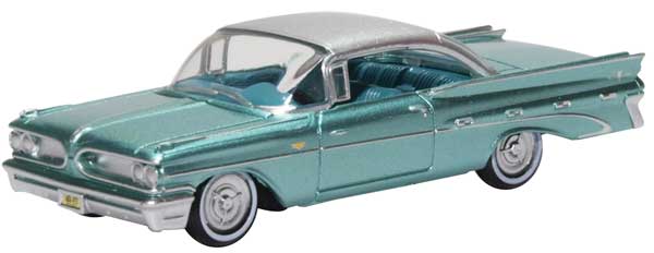Oxford Diecast 1959 Pontiac Bonneville - Assembled -- Seaspray Green - 553-87PB59003