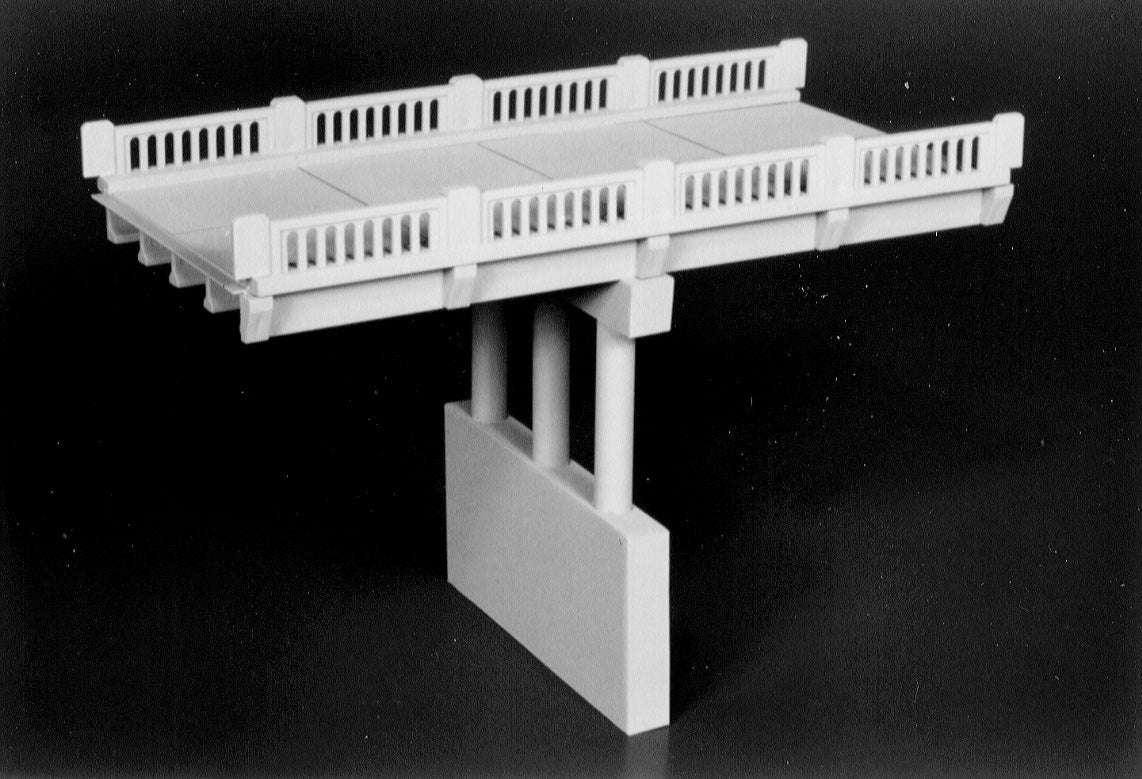 Rix Products 50' Highway overpass w/pier - 628-102