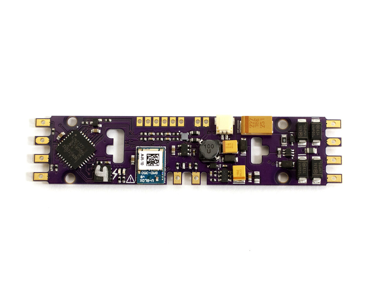 Soundtraxx Blunami BLU-PNP8 Sound and DCC Contol Decoder - Light Board Replacement Format -- EMD Sounds