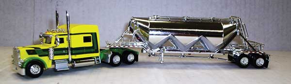 Trucks n stuff Peterbilt 389 Sleeper Cab Tractor w/Pneumatic Bulk Trailer - Assembled -- Yellow, Green, Chrome - 734-SPEC013