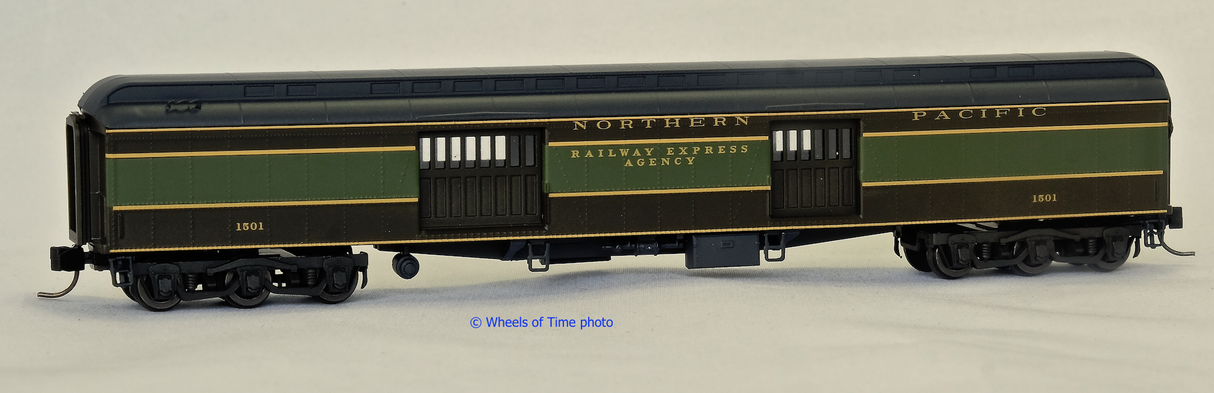 Wheels of Time N Scale Heavyweight 74-ft baggage-express car - Northern Pacific (NP) #1501