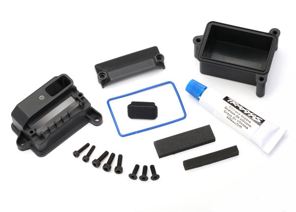 Traxxas 8924 Box, receiver (sealed)/ wire cover/ foam pads/ silicone grease/ 2.5x10 CS (2)/ 3x15 CCS (3) - TRA8924