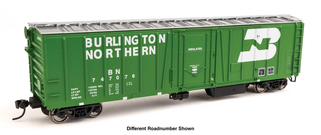 WalthersMainline HO 50' AAR Mechanical Refrigerator Car - Ready-to-Run -- Burlington Northern #747087