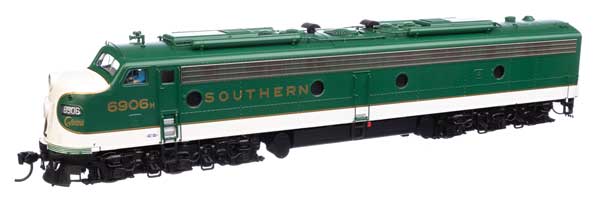 WalthersProto EMD E8A with LokSound 5 Sound & DCC -- Southern #6906