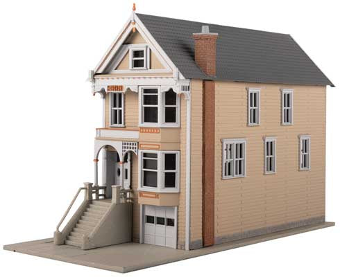 Walthers Trainline HO Queen Anne House Victorian House -- Kit