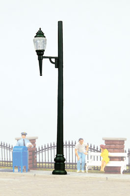 Walthers Cornerstone Single-Arm Streetlight - 933-1097
