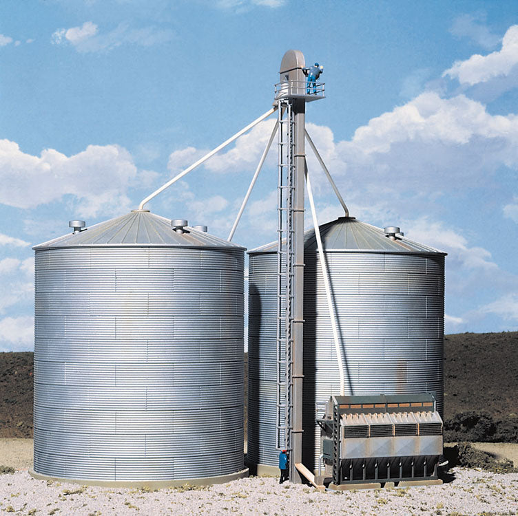 Walthers Cornerstone Grain Conveyor -- Kit - 933-3124