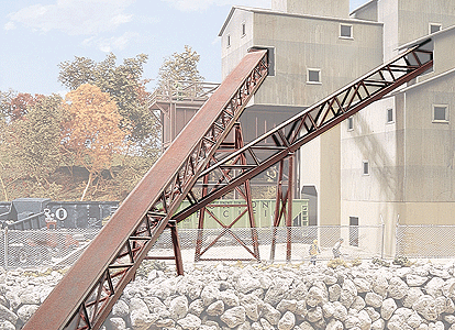 Walthers Cornerstone HO Belt Conveyor -- Kit pkg(3)