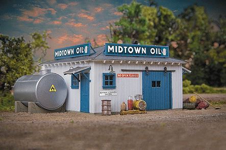 Walthers Cornerstone Midtown Oil - Lasercut -- Kit - 933-3322