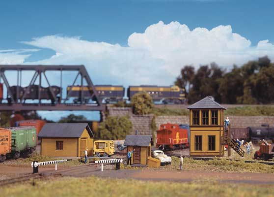 Walthers Cornerstone Trackside Structures Set -- Kit - Three structures and accessories - 933-3852