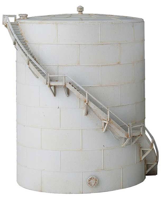 Walthers Cornerstone Oil Storage Tank -- Kit - 2-1/8" 5.3cm Diameter, 2-3/4" 6.9cm Tall - 933-3893