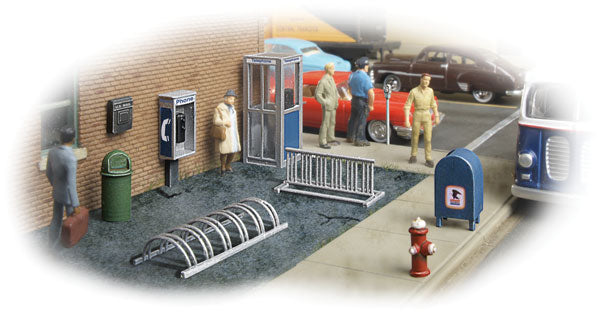 Walthers SceneMaster City Street Accessory Package -- Kit - 949-4121