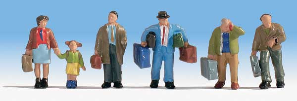 Walthers SceneMaster HO Travelers with Luggage pkg(5)