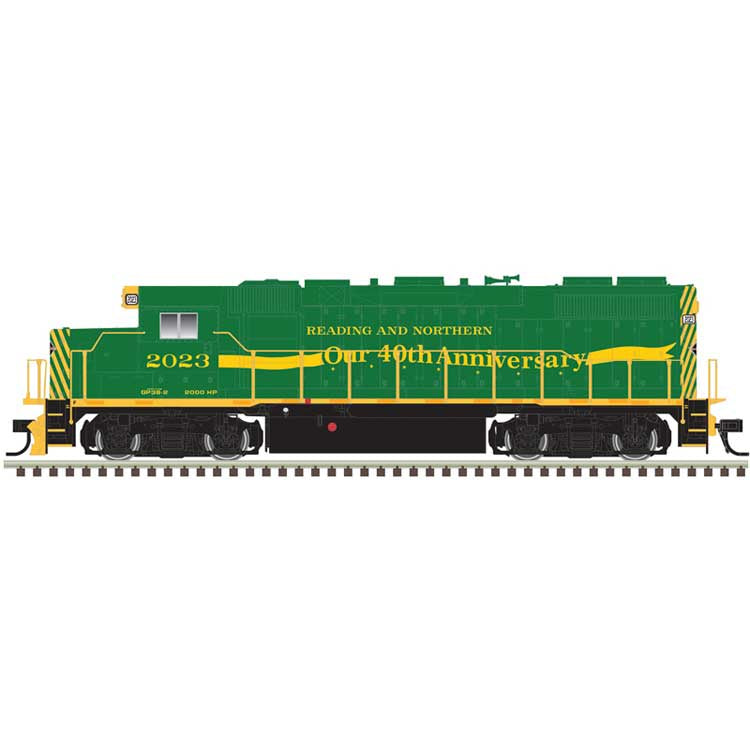 Atlas HO EMD GP38-2 - Standard DC - Silver -- Reading & Northern (R&N) #2023 (40th Anniversary, green, yellow)