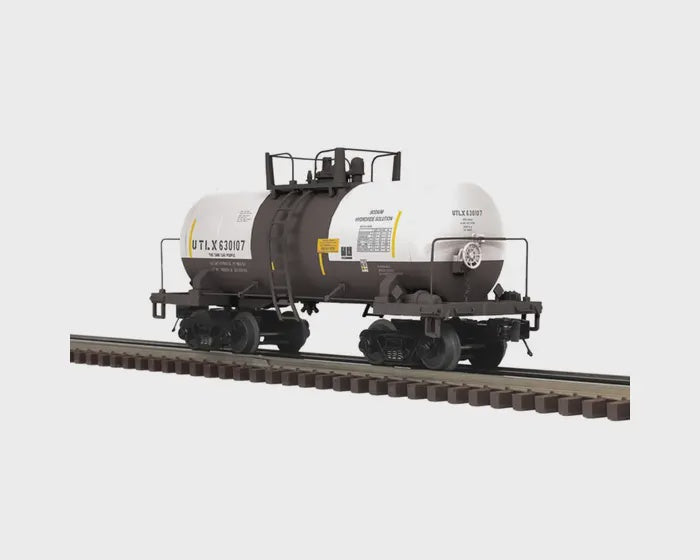 Atlas O 8,000-Gallon Tank Car - 3-Rail - Ready to Run - Premier -- Union Tank Car UTLX (black, white, yellow conspicuity marks) #630109