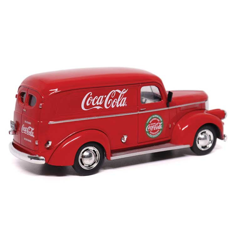 Atlas O 1945 Panel Delivery Van - Assembled -- Coca-Cola (red, white, green)