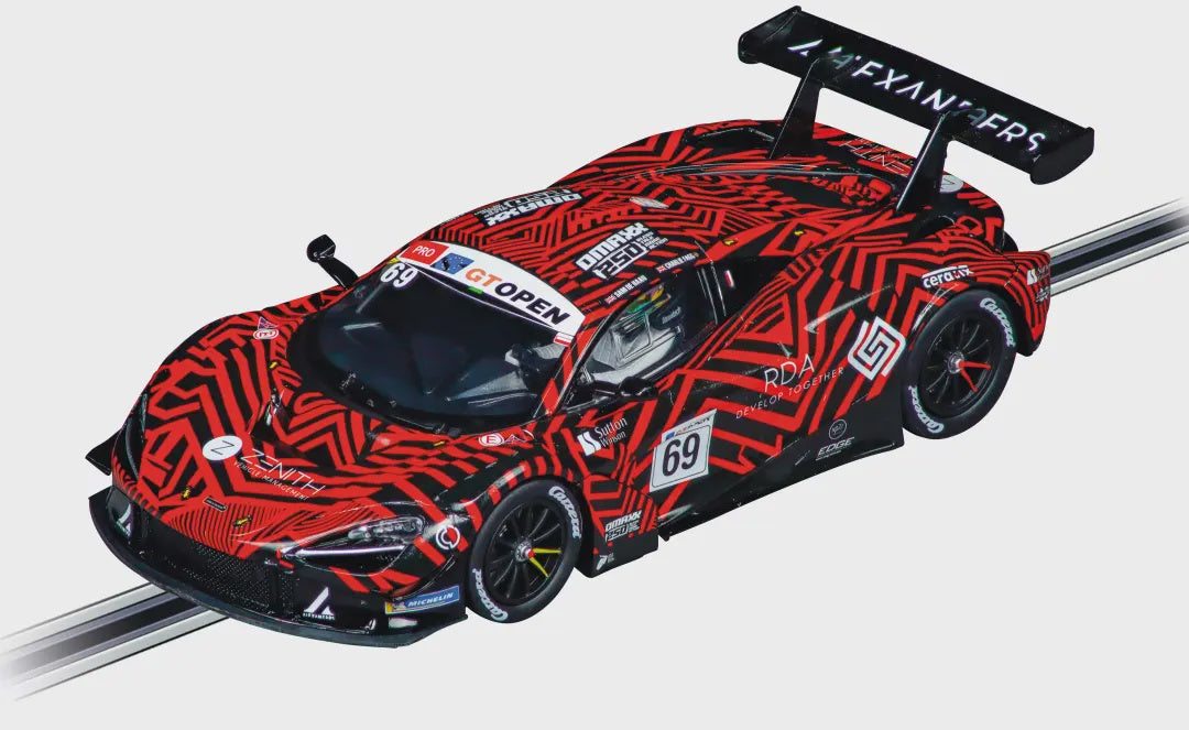 Carrera Evolution 1:32 McLaren 720S GT3 "Optimum Motorsport, No.69"