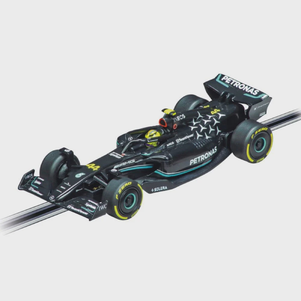 Carrera Go!!! 64238 Mercedes-AMG F1 W14 E Performance "L. Hamilton No.44"