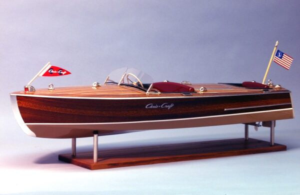 Dumas 1949 19' Chris Craft Racing Runabout 28" - DUM1249