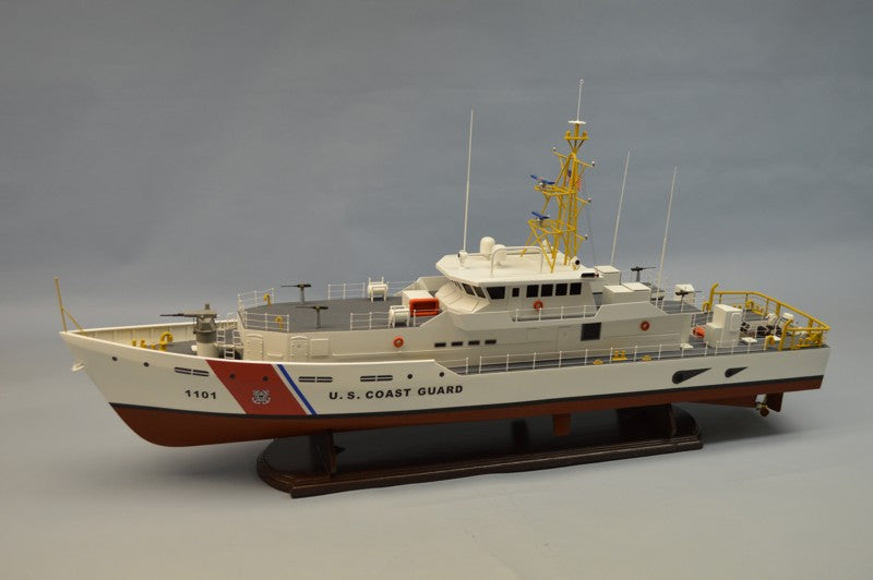 Dumas 39" USCG Fast Response Cutter Boat Kit (1/48) - DUM1275