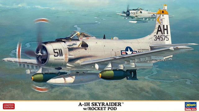 A-1H Skyraider USN Attacker w/Rocket Pod (Ltd Edition) 1/72 Hasegawa