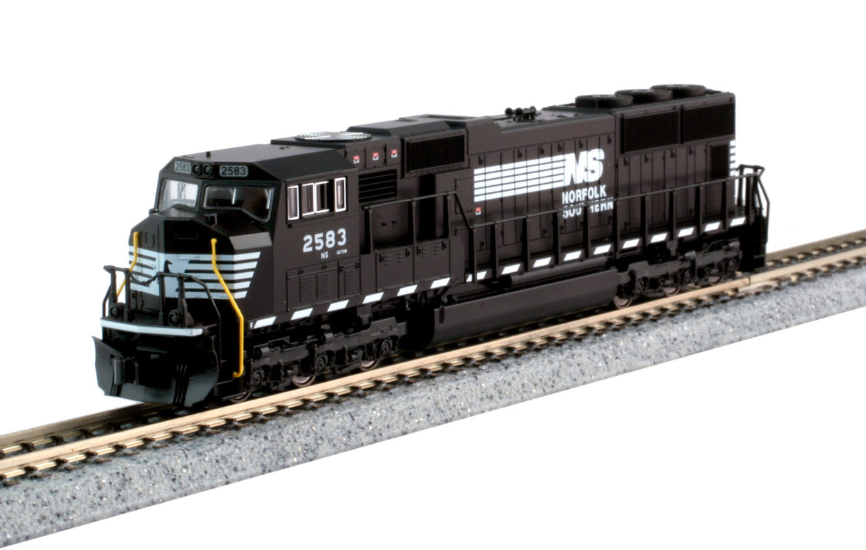 EMD SD70M w/Standard Flat Radiators - DCC -- Norfolk Southern #2581 (black, white)