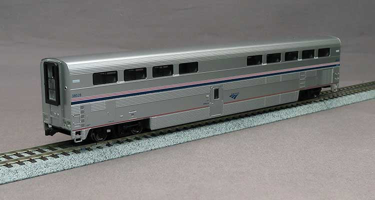 Kato HO Superliner I Diner - Ready to Run -- Amtrak #38004 (Phase VI; silver, blue, red)