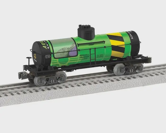 Lionel 2526230 8,000-Gallon Tank Car - 3-Rail - Ready to Run -- Area 51 #XTCR4B (green, black, yellow)