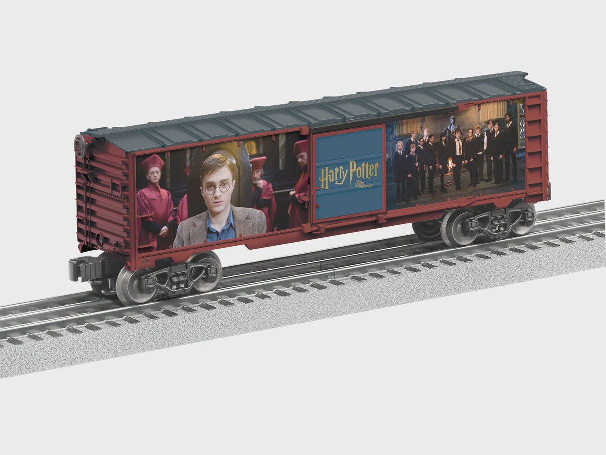 Lionel 2528080 Steel Boxcar - 3-Rail - Ready to Run -- Harry Potter & The Order of the Phoenix (full color movie scenes)