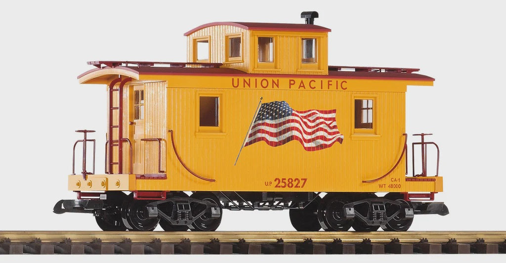 PIKO 38994 Wood Caboose - Union Pacific (UP) #25827