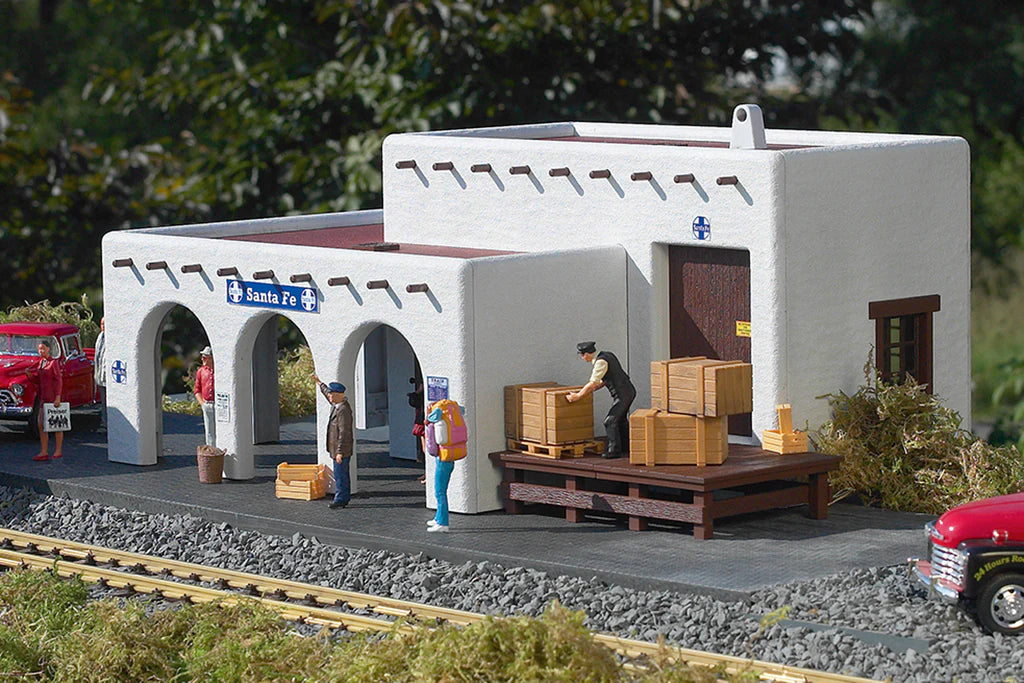 Piko 62105 Santa Fe Station, Building Kit (G-Scale)