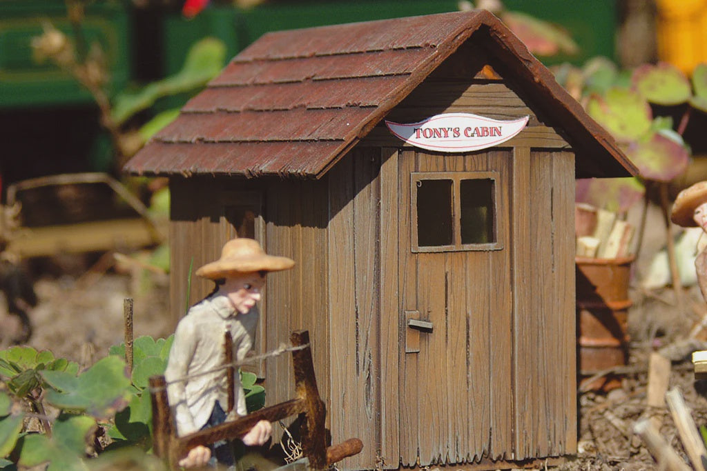 Piko 62261 Log Cabins 2-pack, Building Kit (G-Scale)