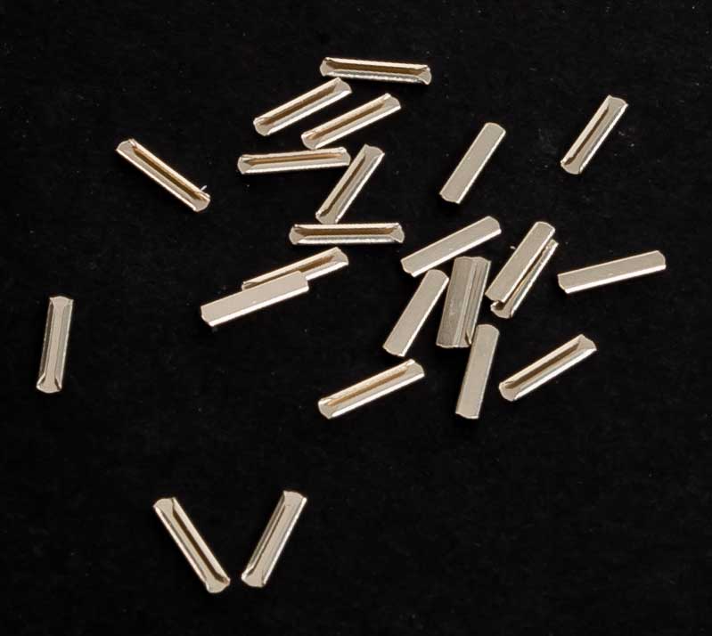Peco Universal Rail Joiners -- Code 55/80 Nickel Silver pkg(24) - PPCSL310