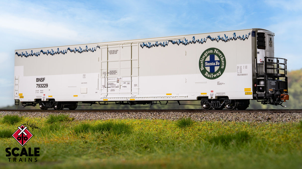 Rivet Counter HO Scale Trinity 82' 7883 Mechanical Reefer w/sound, BNSF /Roofline Icicles/Patched/Late Thermo King / 793229 /